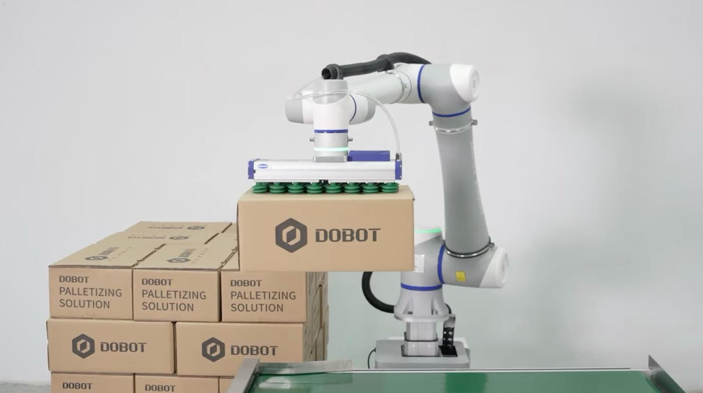 Robot Palletizers vs. Traditional Methods: Finding the Right Fit for Your Operations